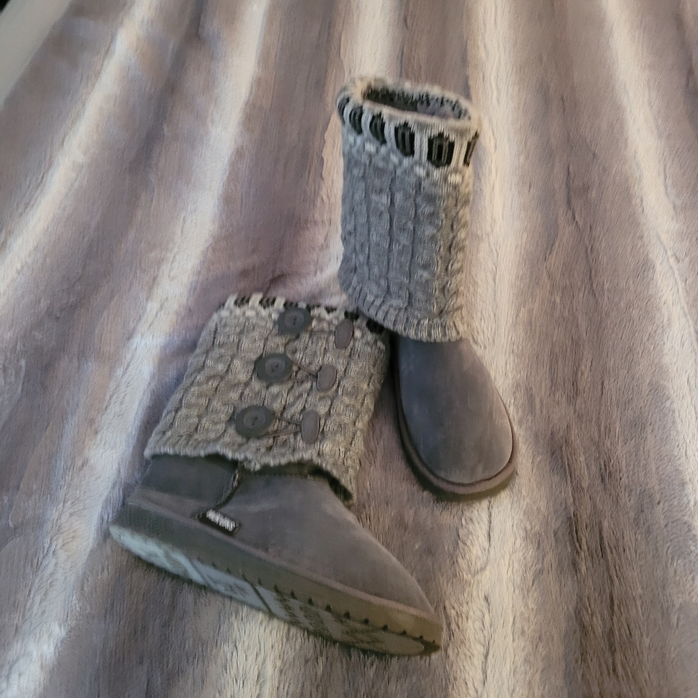 Muk Luks Boots size 8